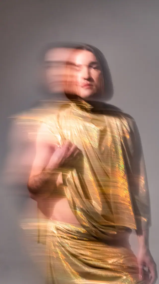 Golden Noise, фотография
